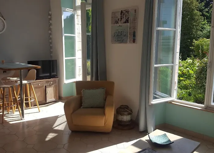 Appartement Dans Maison De Charme Doullens